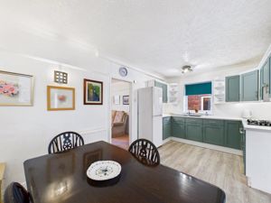 Photo 11- click for photo gallery